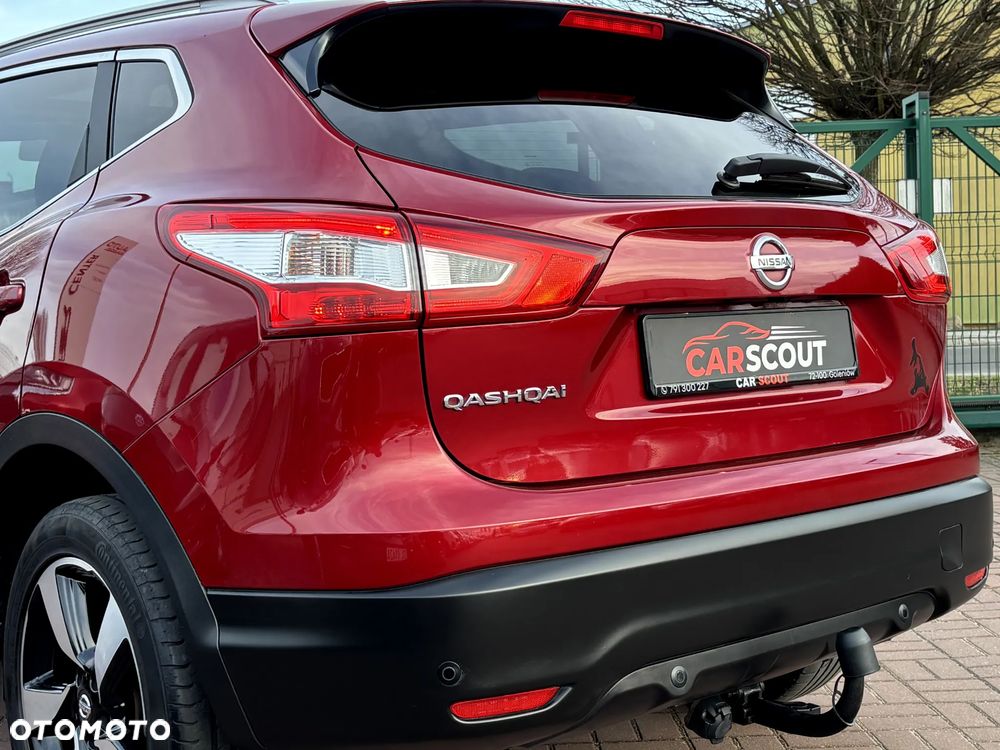 Nissan Qashqai 1.6 DCi Xtronic TEKNA - 11