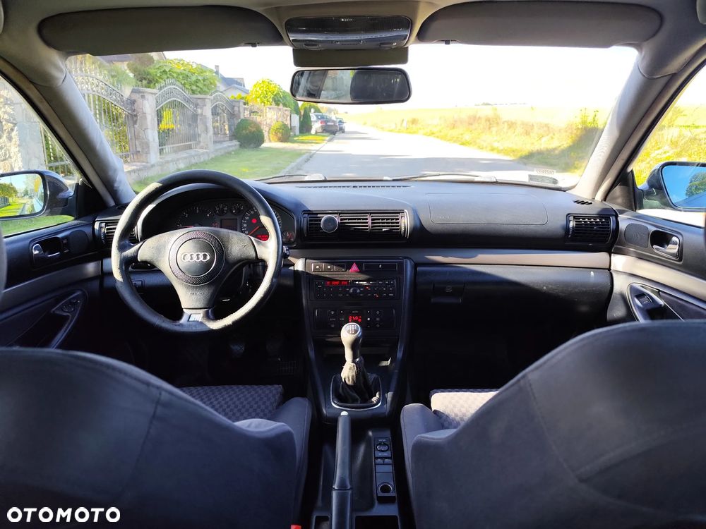 Audi A4 Avant 1.9 TDI - 26