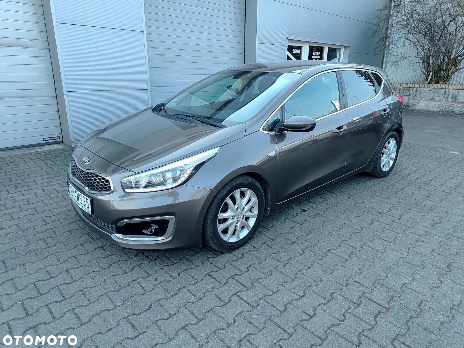 Kia Ceed - 1