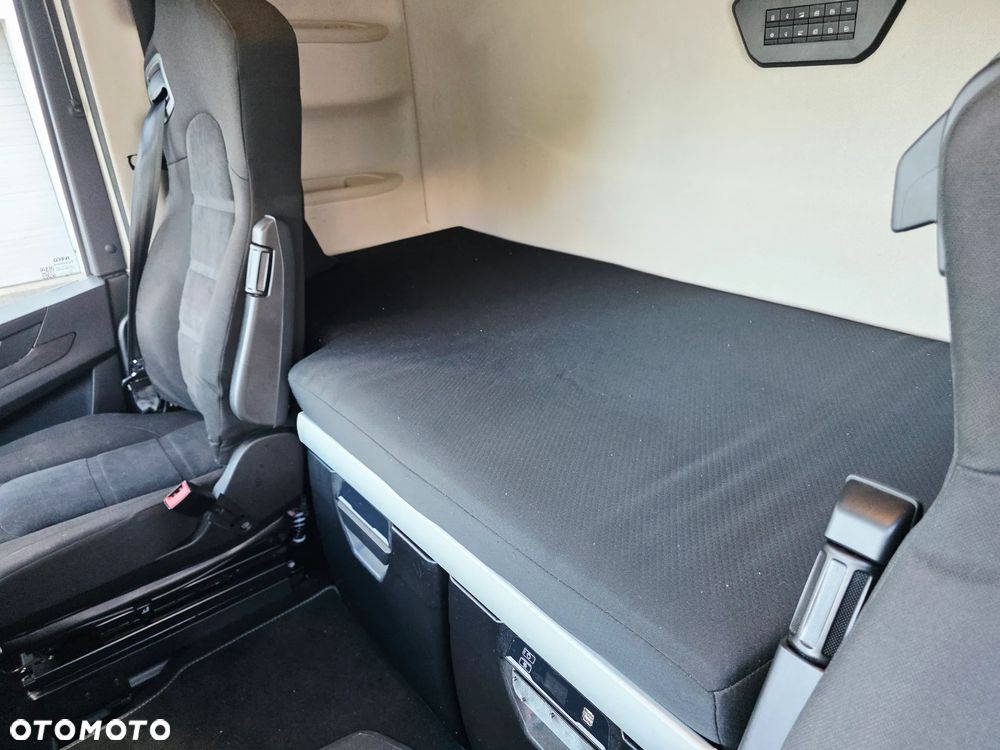 Iveco S-Way 480 - 22