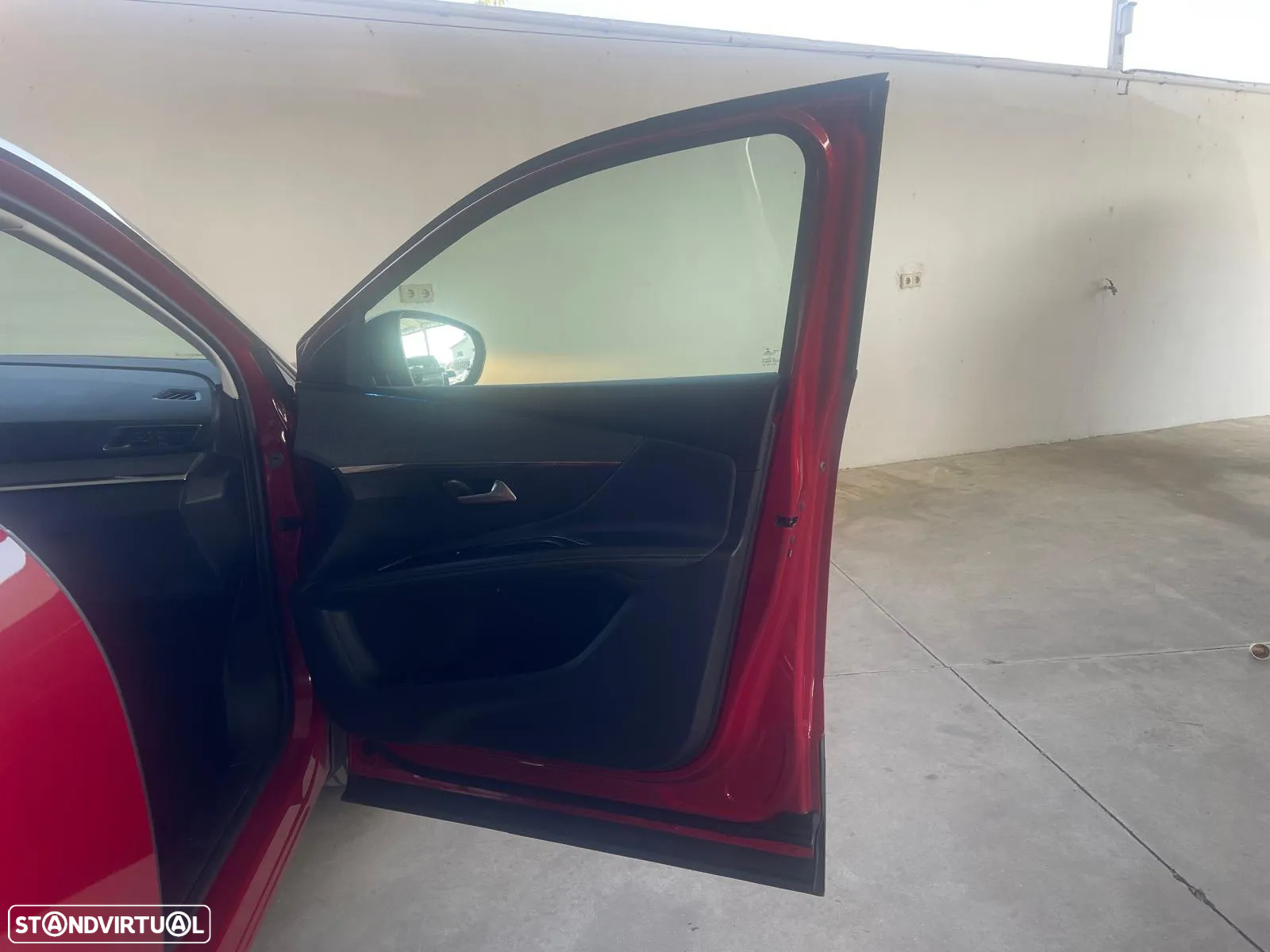 Peugeot 3008 1.6 BlueHDi Allure EAT6 - 29