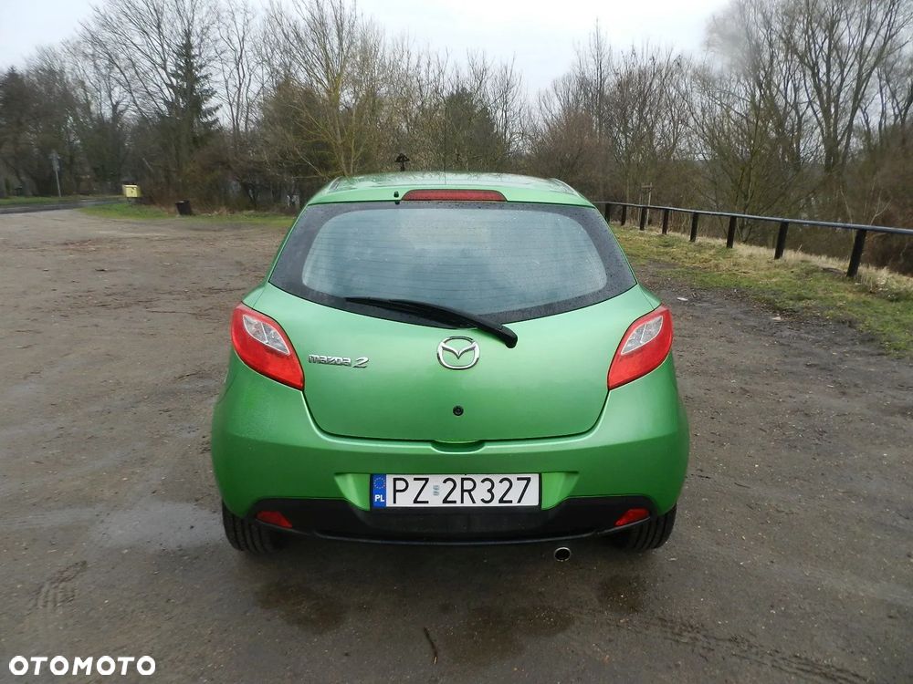 Mazda 2 - 6
