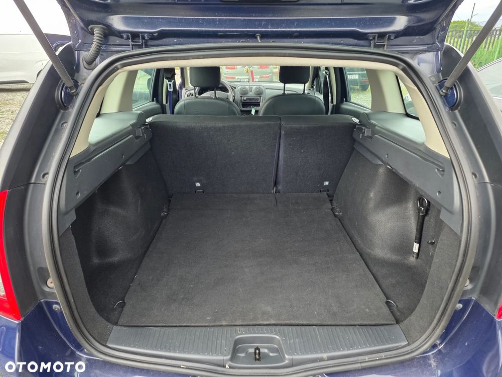 Dacia Logan 1.2 16V 75 Laureate - 25