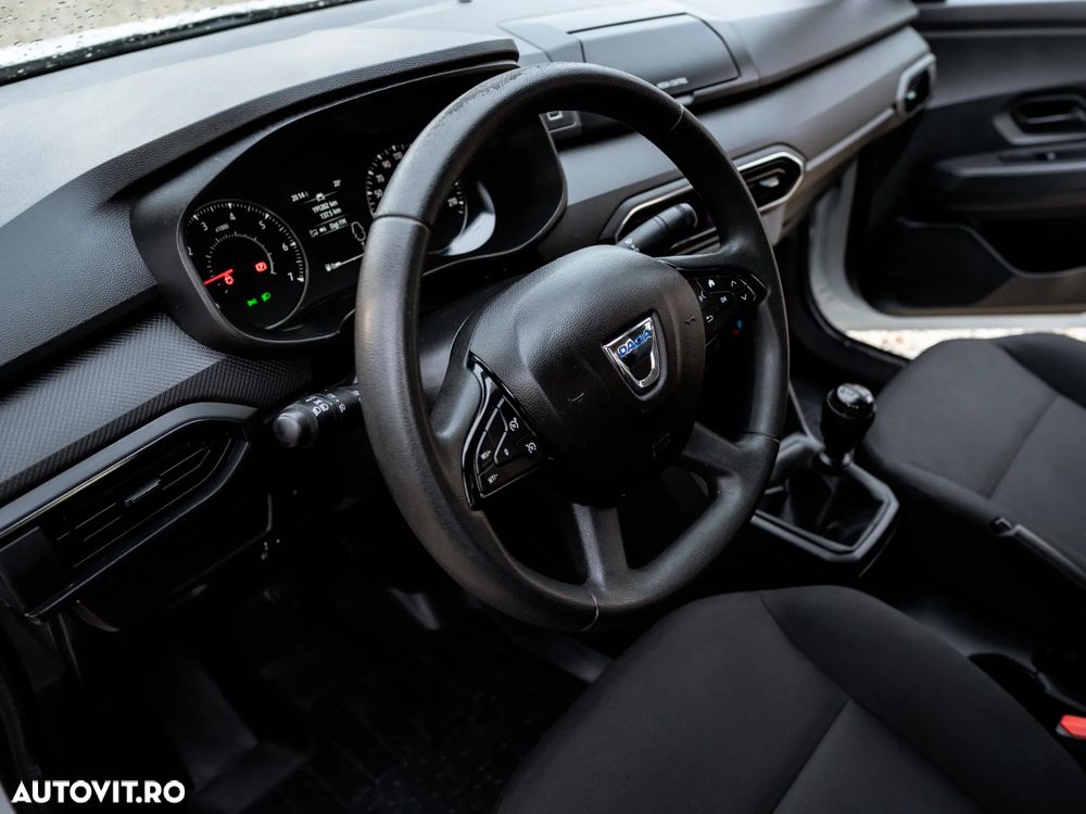 Dacia Logan - 25