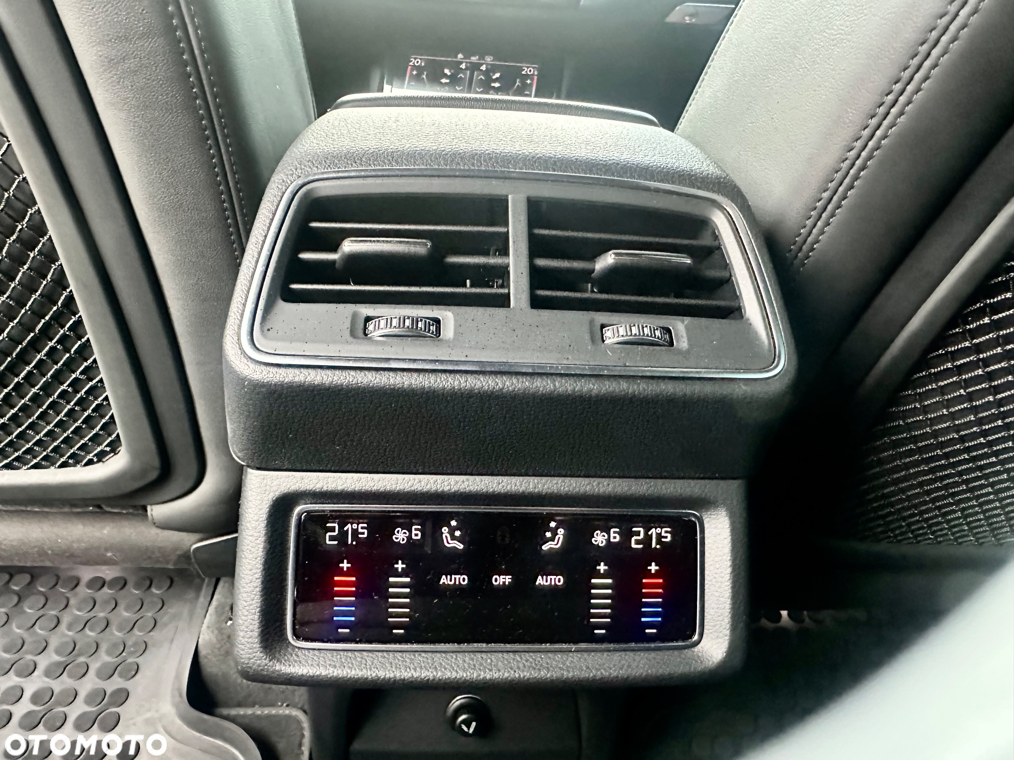 Audi e-tron 55 Quattro S Line - 23