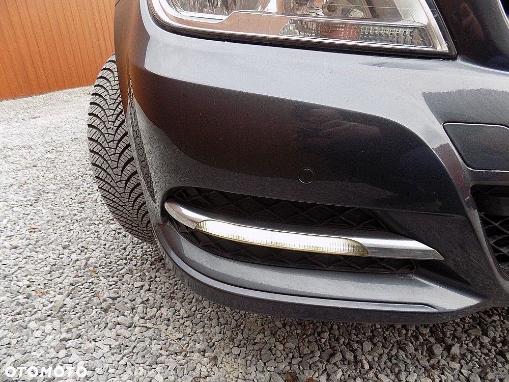 Mercedes-Benz Klasa C 200 CDI DPF (BlueEFFICIENCY) - 25