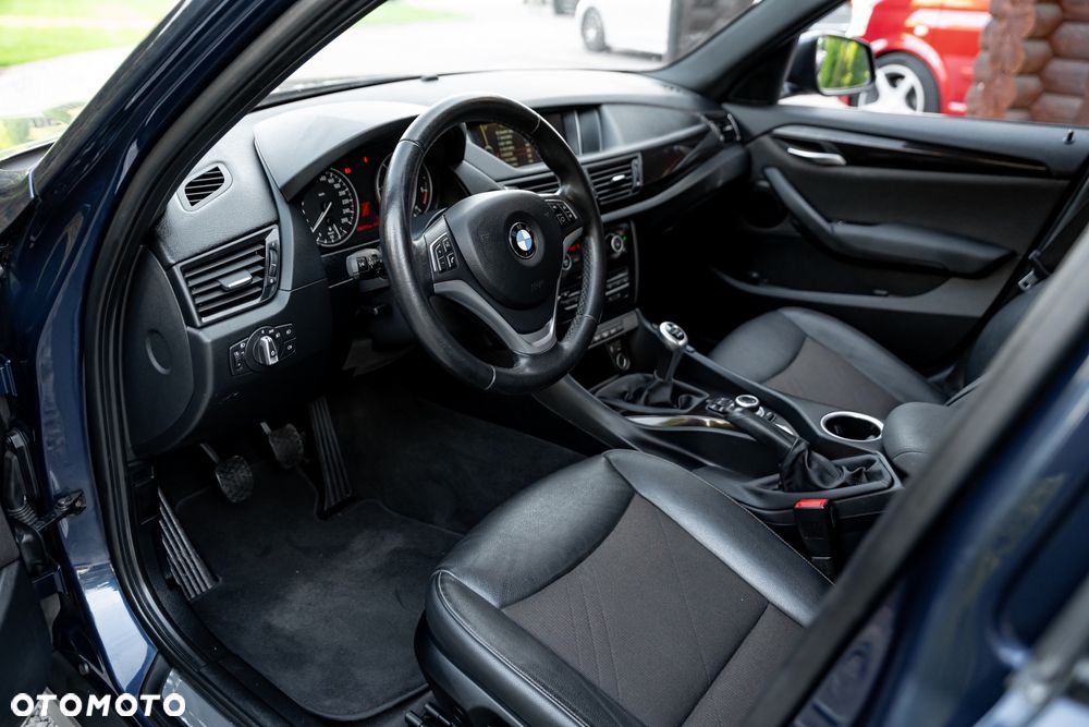 BMW X1 xDrive20d xLine - 16