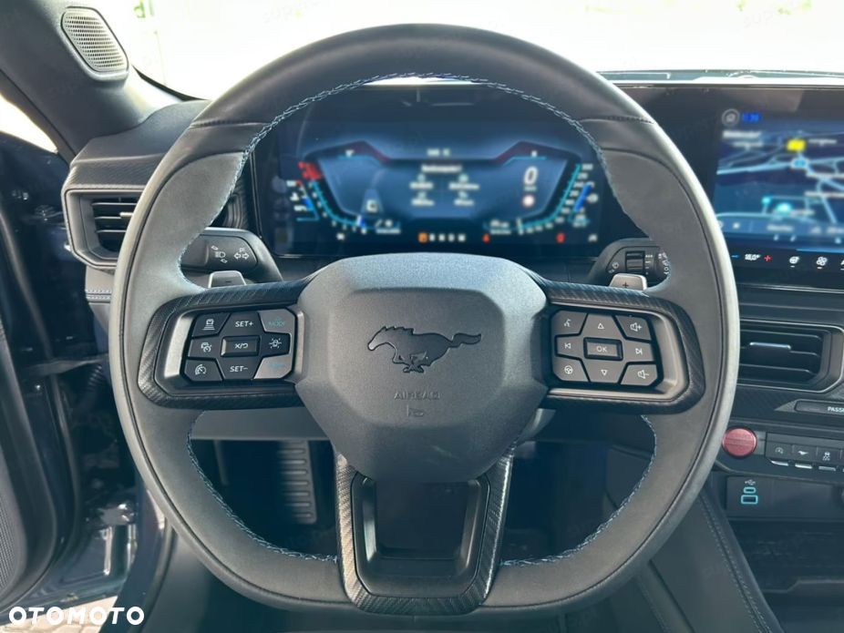Ford Mustang - 11