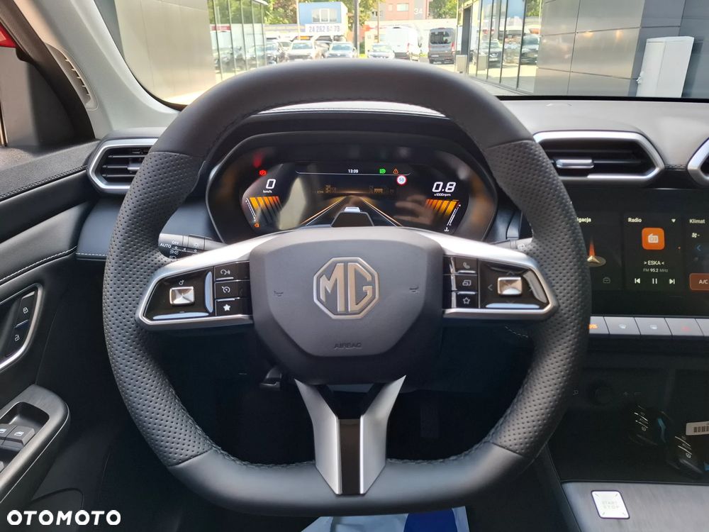 MG ZS - 15