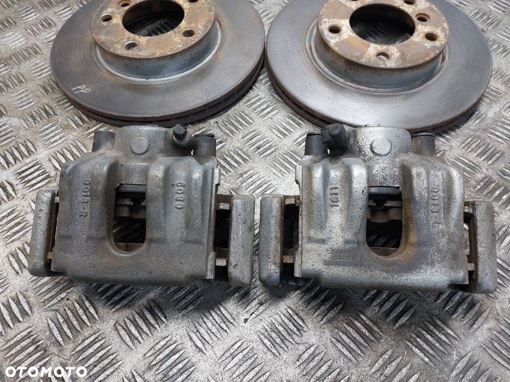TARCZE HAMULCOWE PRZÓD + KLOCKI + ZACISKI BMW E46 320I 2.0 24V M52 - 2