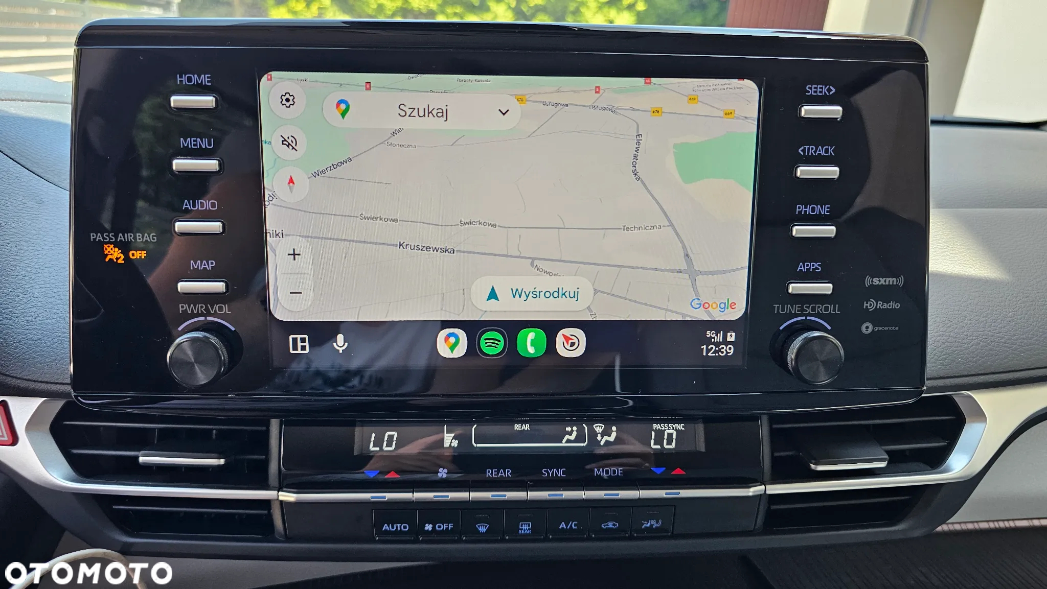 Toyota Sienna - 17