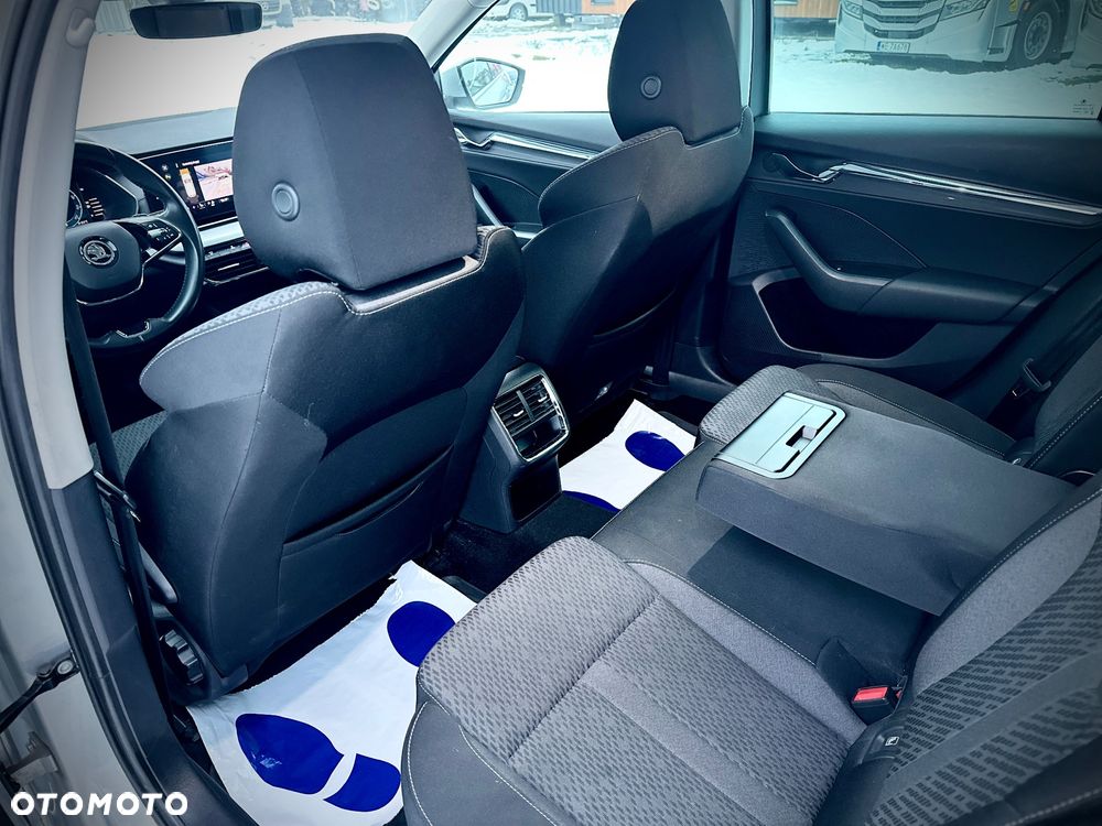 Skoda Octavia 2.0 TDI Style DSG - 20