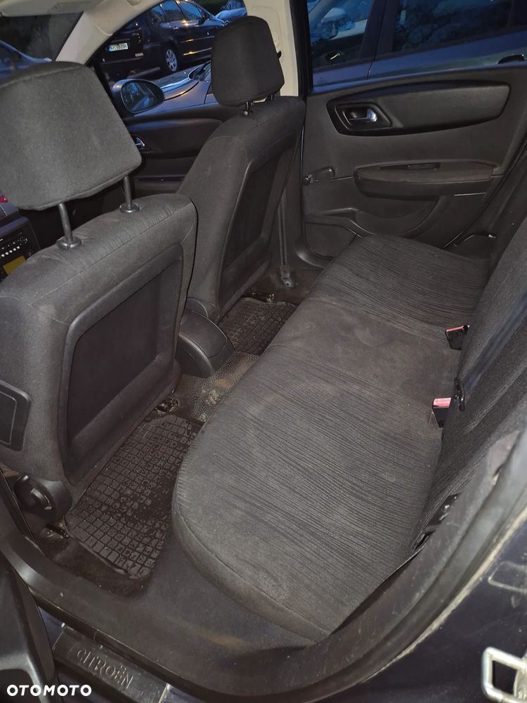 Citroën C4 1.4 16V SX - 25