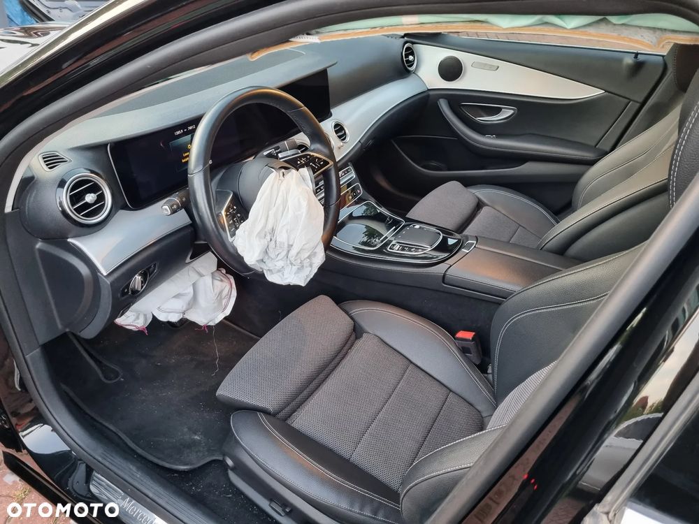 Mercedes-Benz Klasa E 220 d 4-Matic Avantgarde - 10