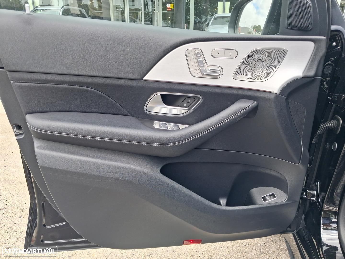 Mercedes-Benz GLE 300 d 4Matic - 11