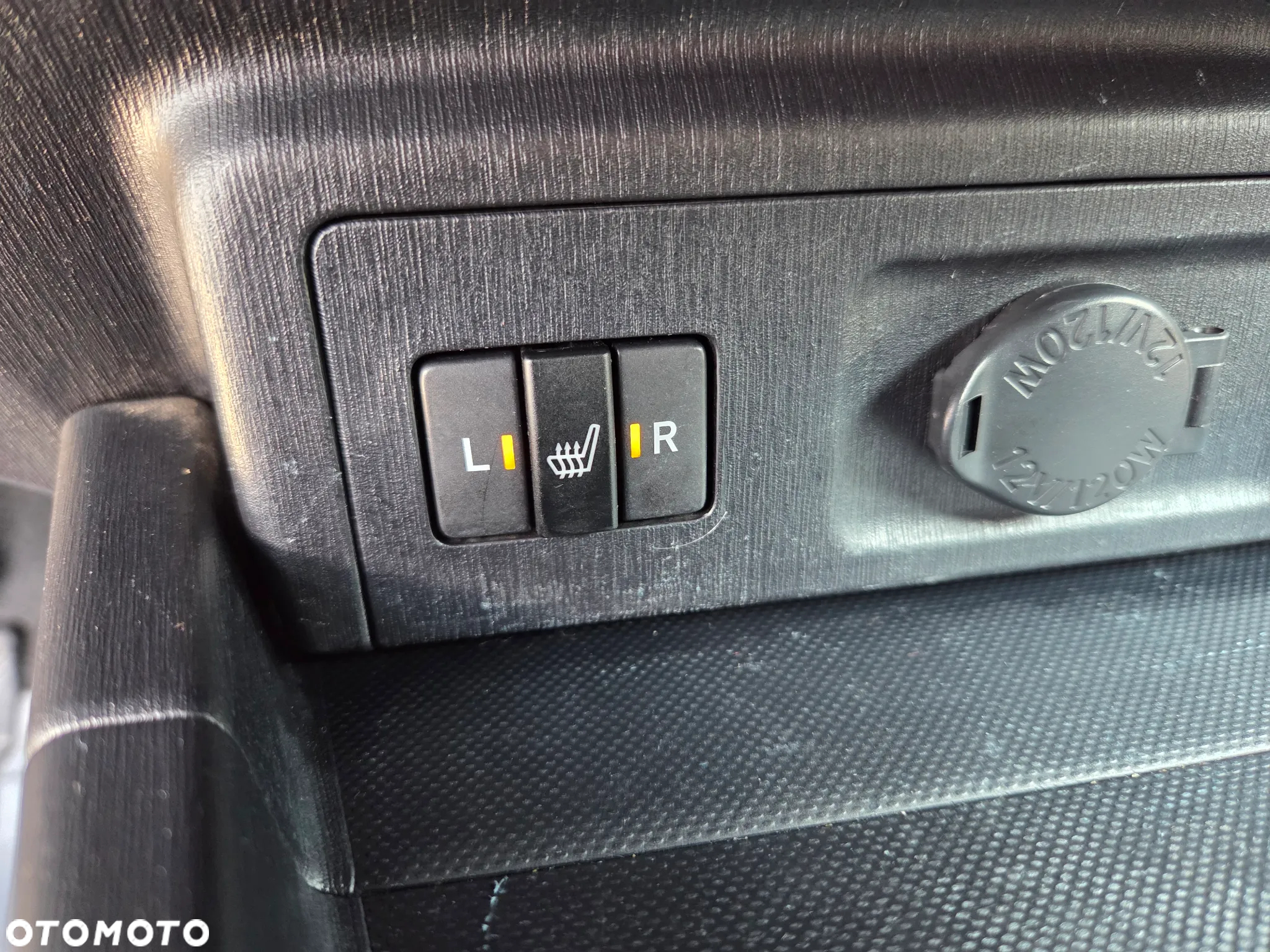 Toyota Prius+ (Hybrid) Executive - 18