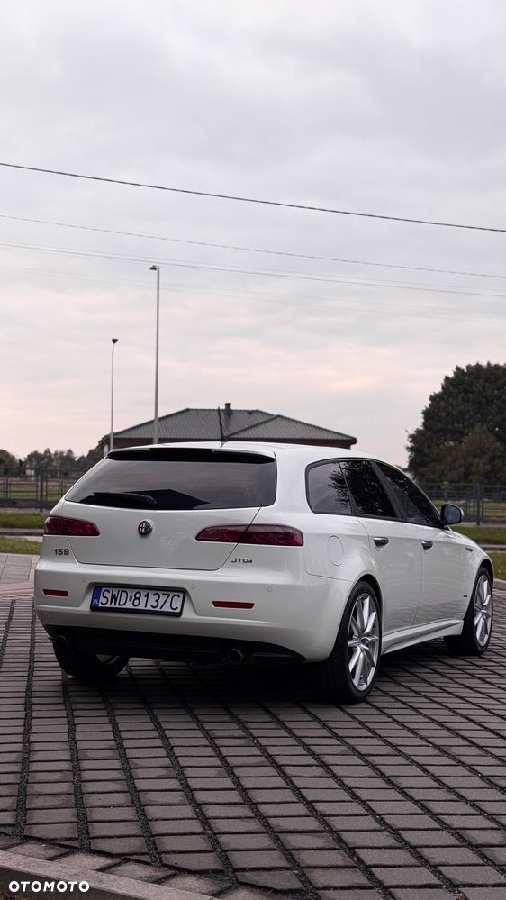 Alfa Romeo 159 1.9 JTDM 16V DPF ti - 10