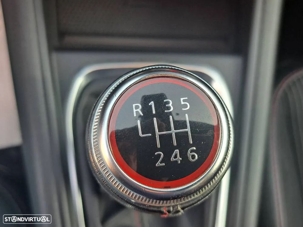 Renault Captur 1.0 TCe RS Line - 48