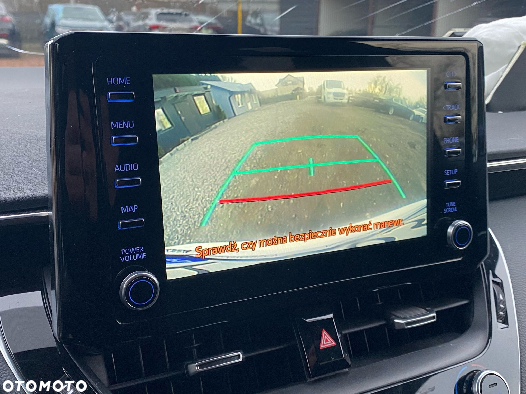 Toyota Corolla 1.8 Hybrid Comfort - 21