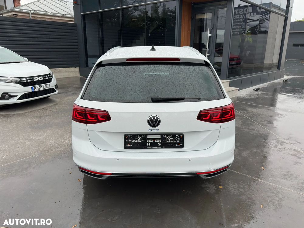 Volkswagen Passat - 7