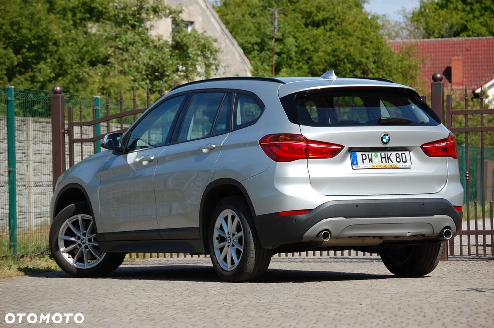 BMW X1 xDrive20d - 4
