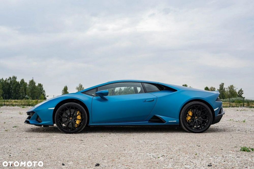 Lamborghini Huracan Performante - 10