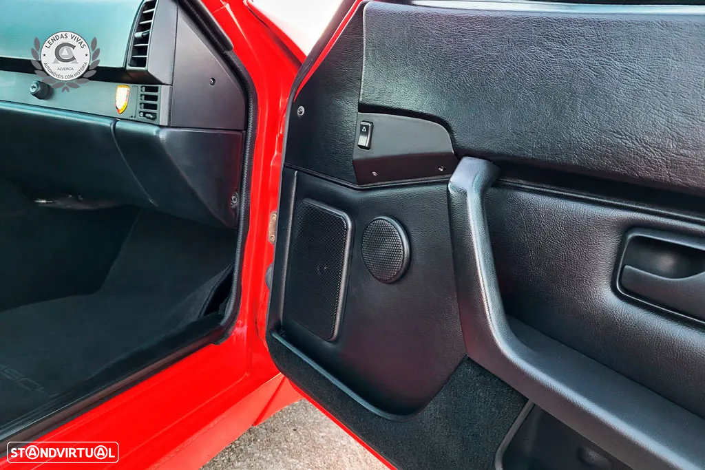 Porsche 944 Turbo S - 21