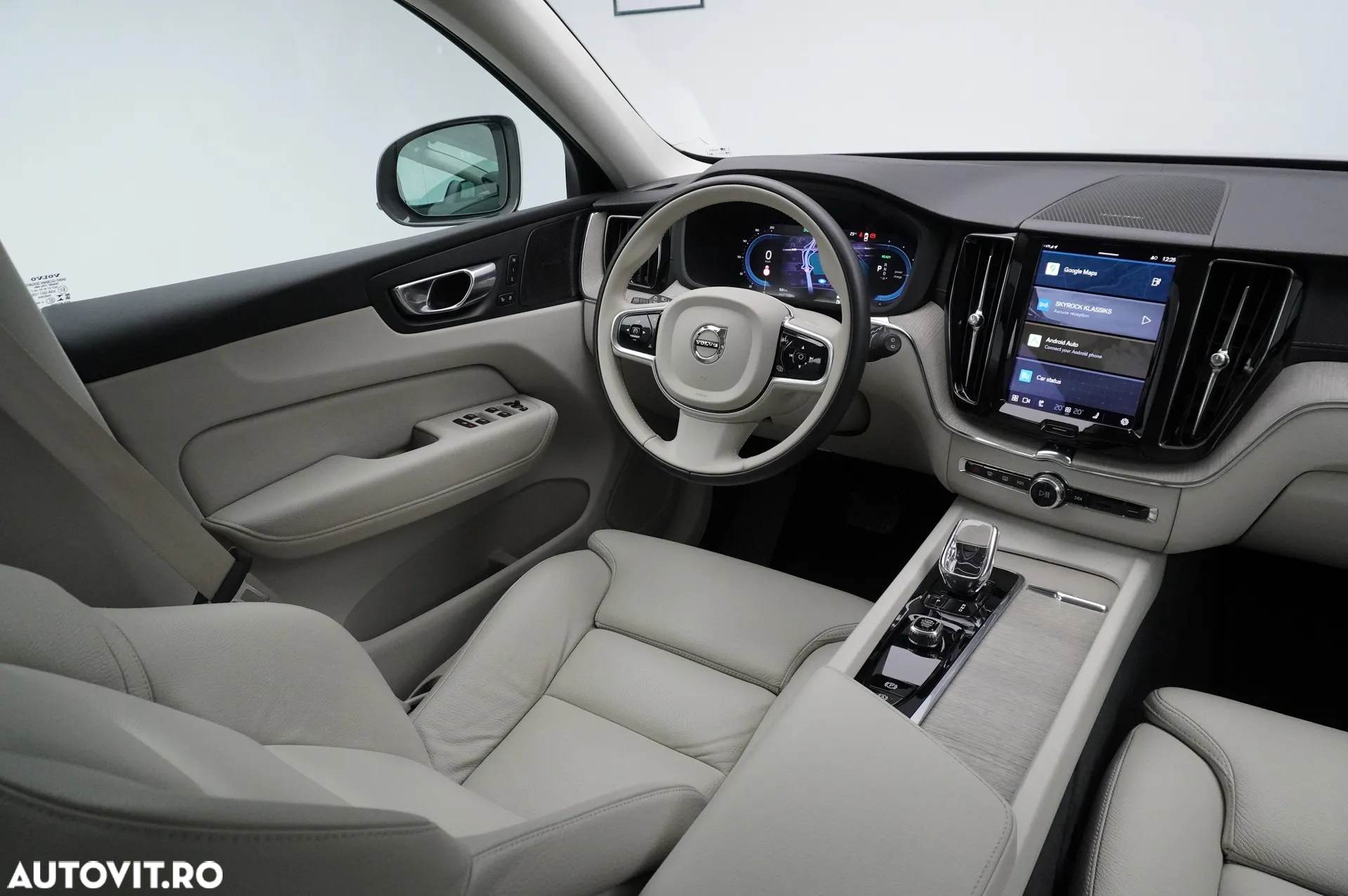 Volvo XC 60 T6 AWD Recharge Geartronic Inscription - 29