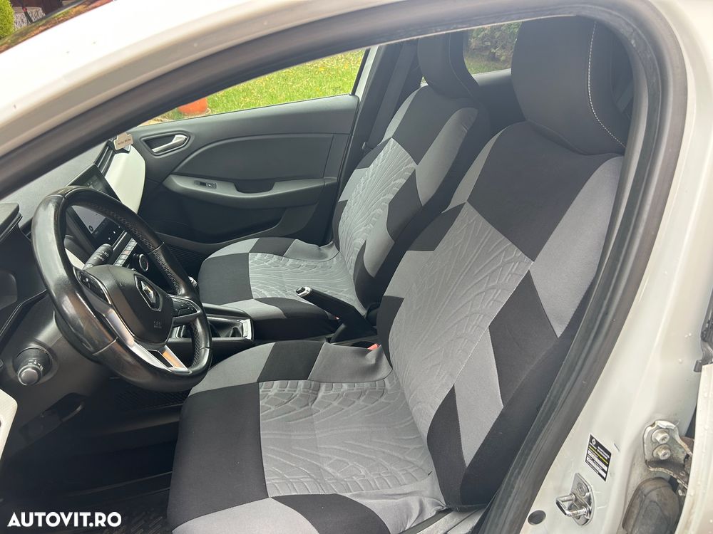 Renault Clio - 6