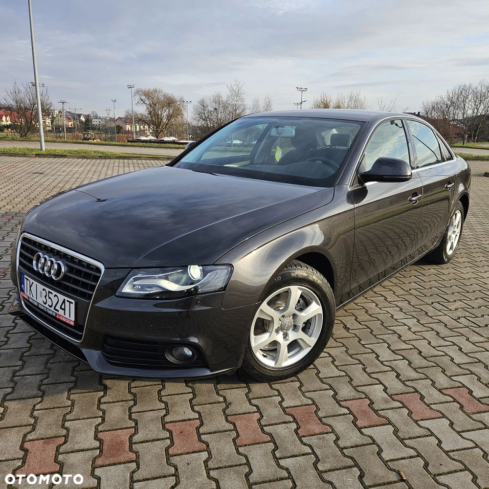 Audi A4 Avant 2.0 TDI DPF Ambiente - 2