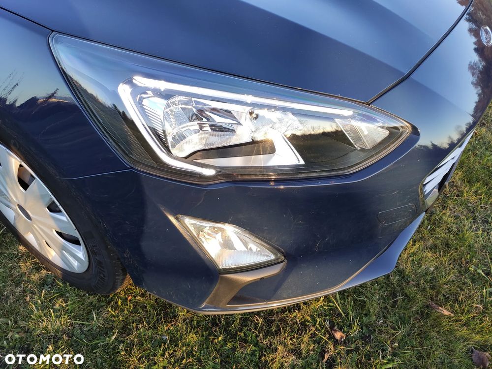 Ford Focus 1.0 EcoBoost Trend - 34