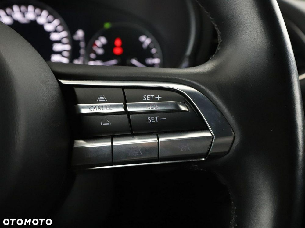 Mazda 3 SKYACTIV-X 2.0 M-Hybrid DRIVE - 32