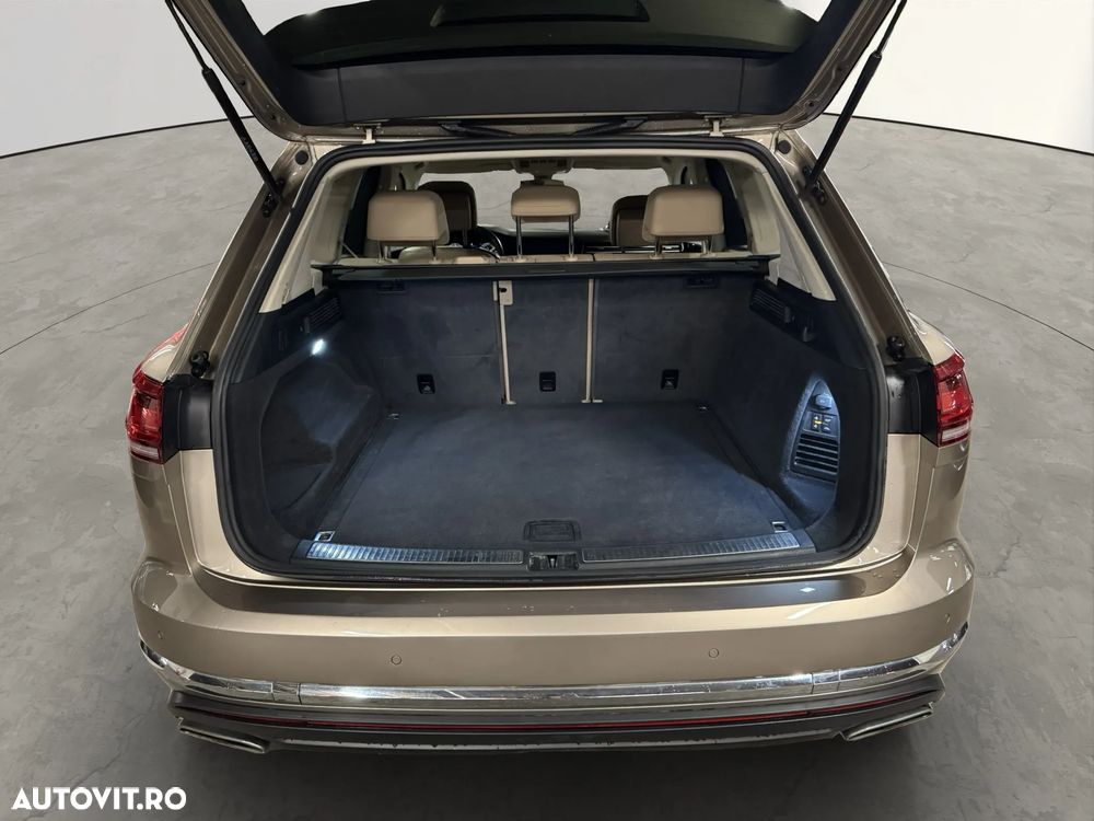 Volkswagen Touareg 3.0 V6 TDI 4Motion DPF Automatik Atmosphere - 19