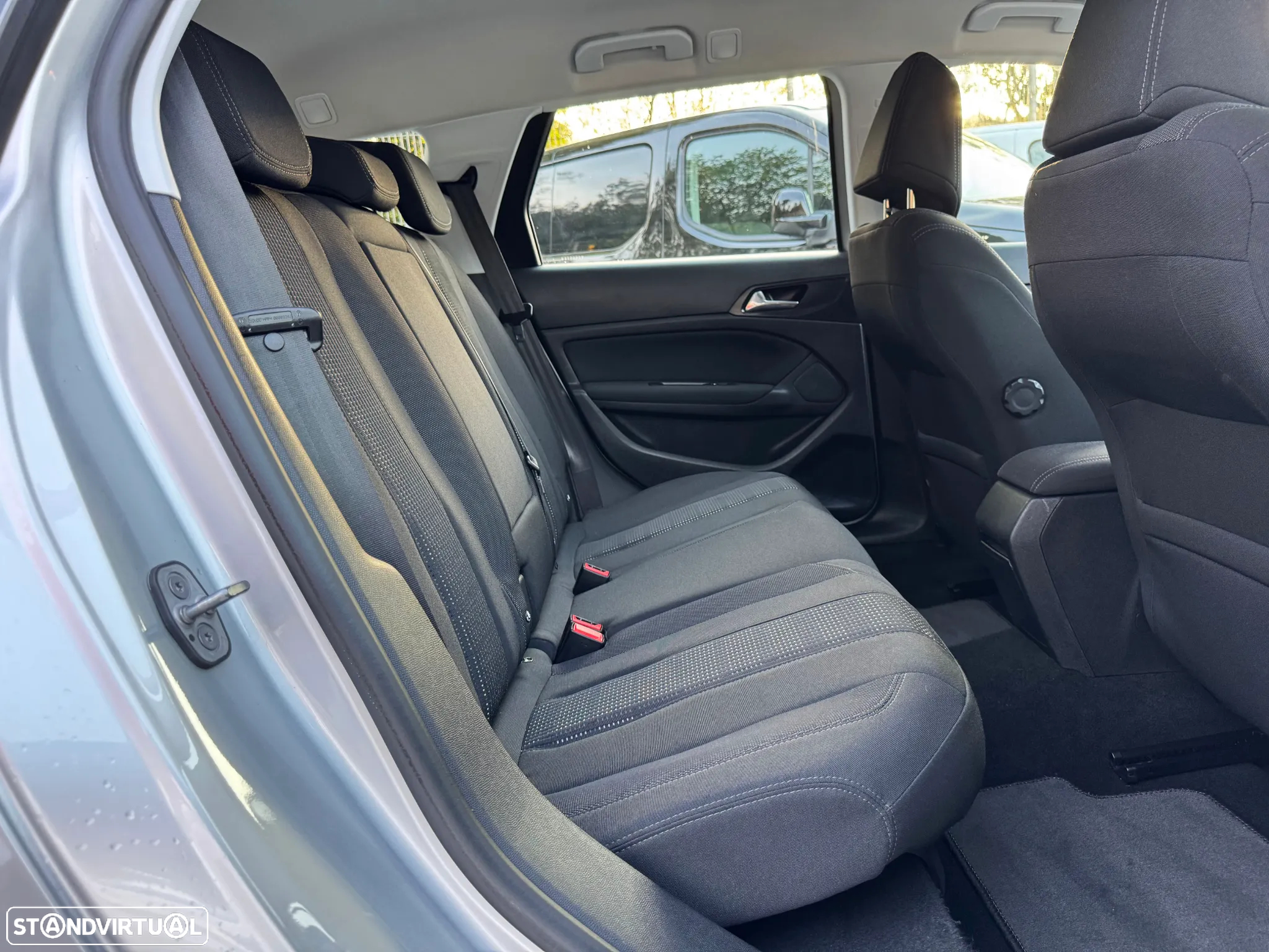 Peugeot 308 SW 1.2 PureTech Allure Full LED - 36