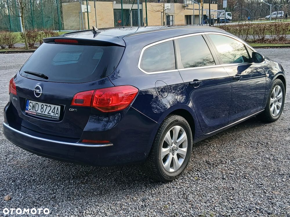 Opel Astra 1.7 CDTI Cosmo - 32