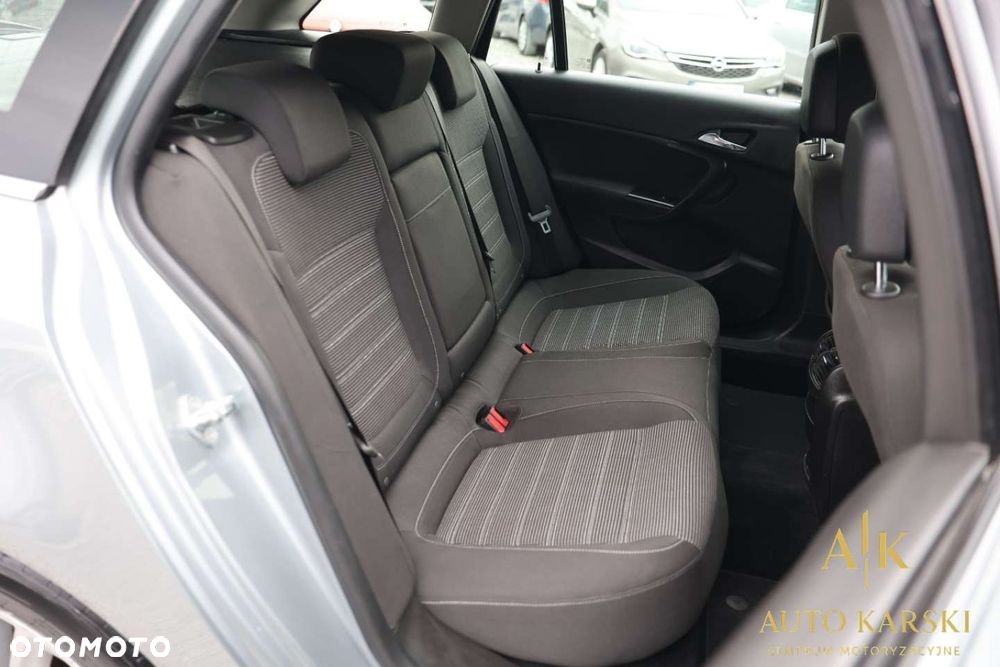 Opel Insignia - 39