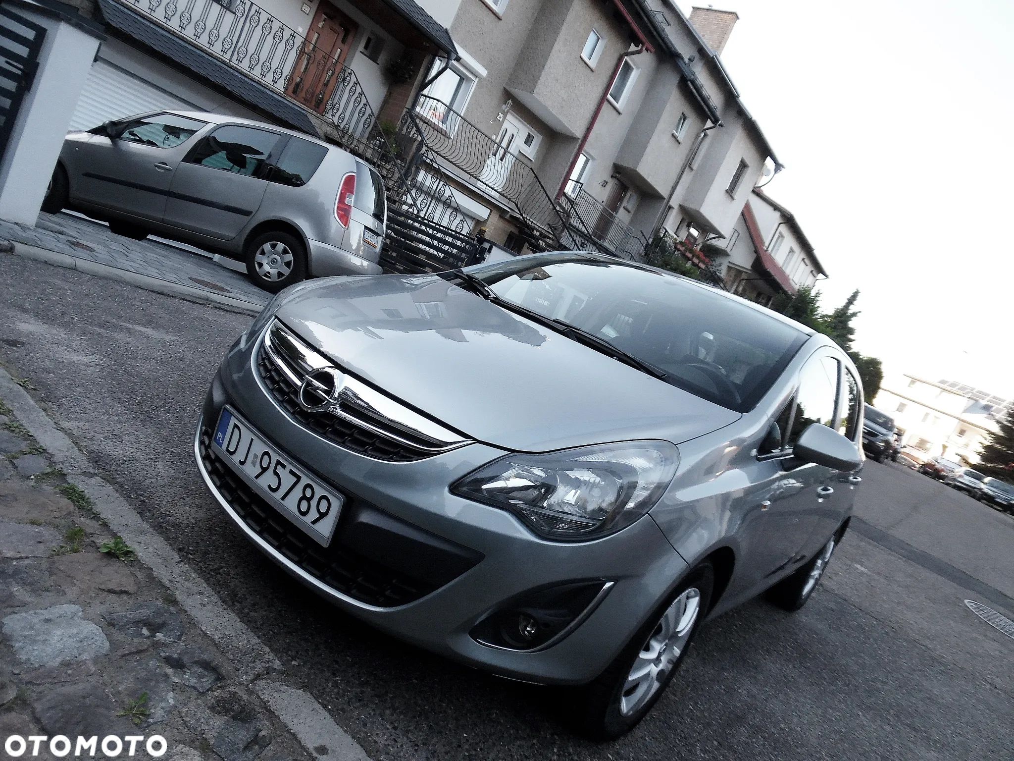 Opel Corsa - 1