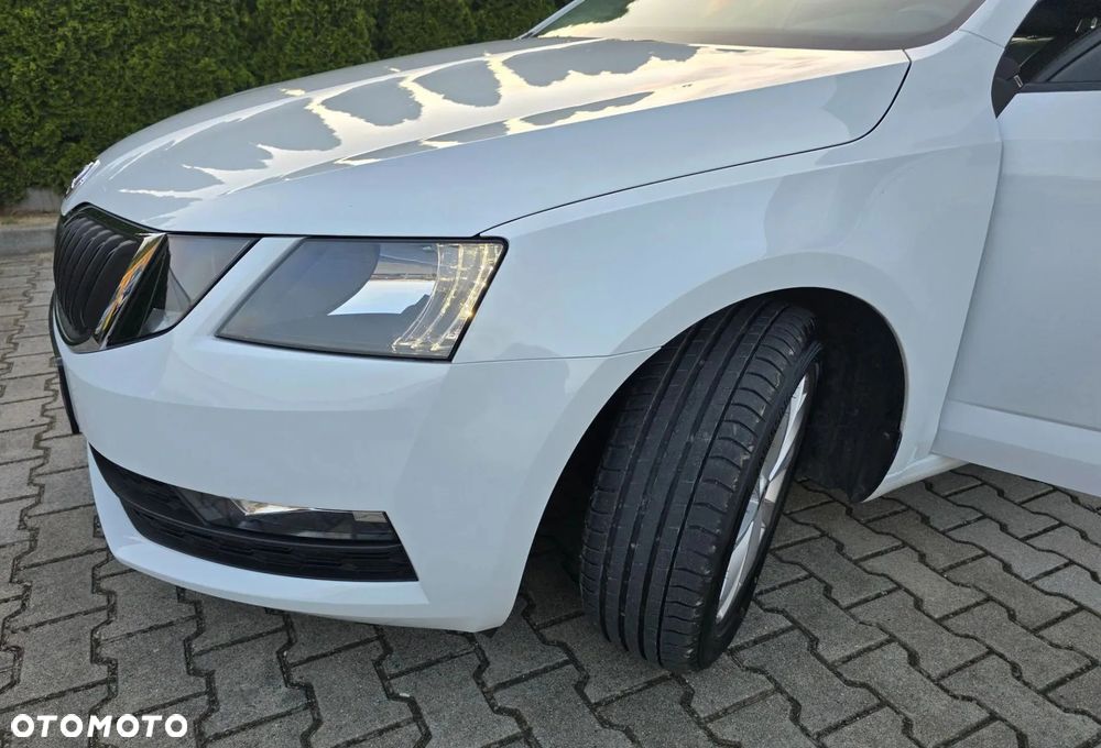 Skoda Octavia 1.6 TDI Style - 29