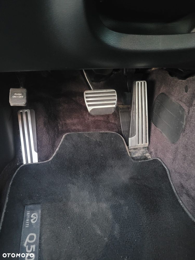 Infiniti Q50 2.0t Sport Tech EU6 - 25