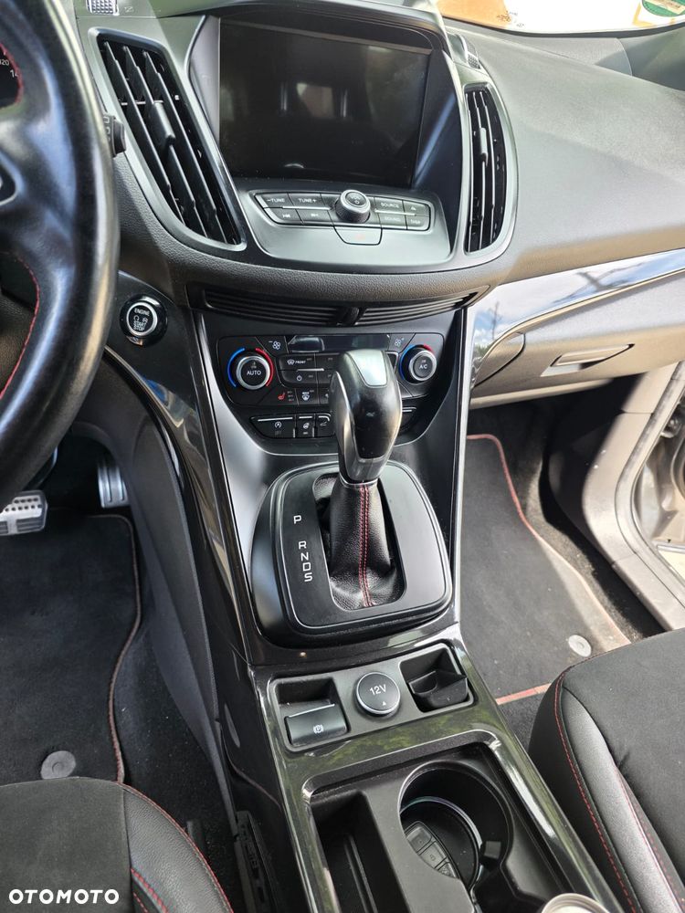 Ford Kuga - 9