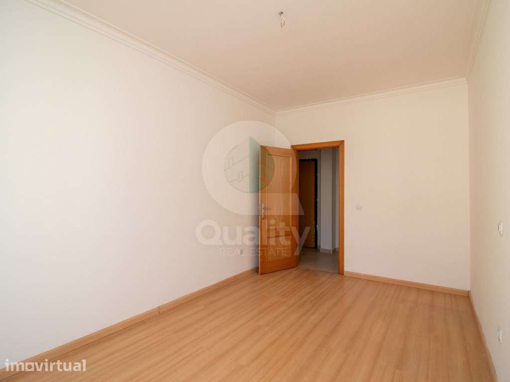 T2+2 Duplex com Parqueamento - Grande imagem: 4/33