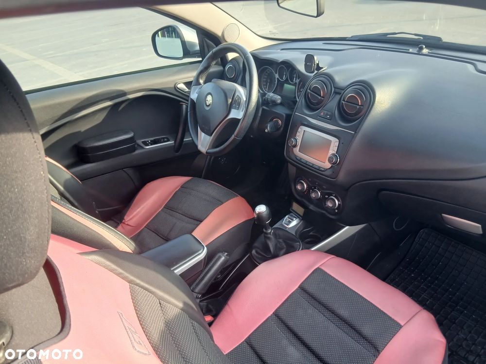 Alfa Romeo Mito - 17