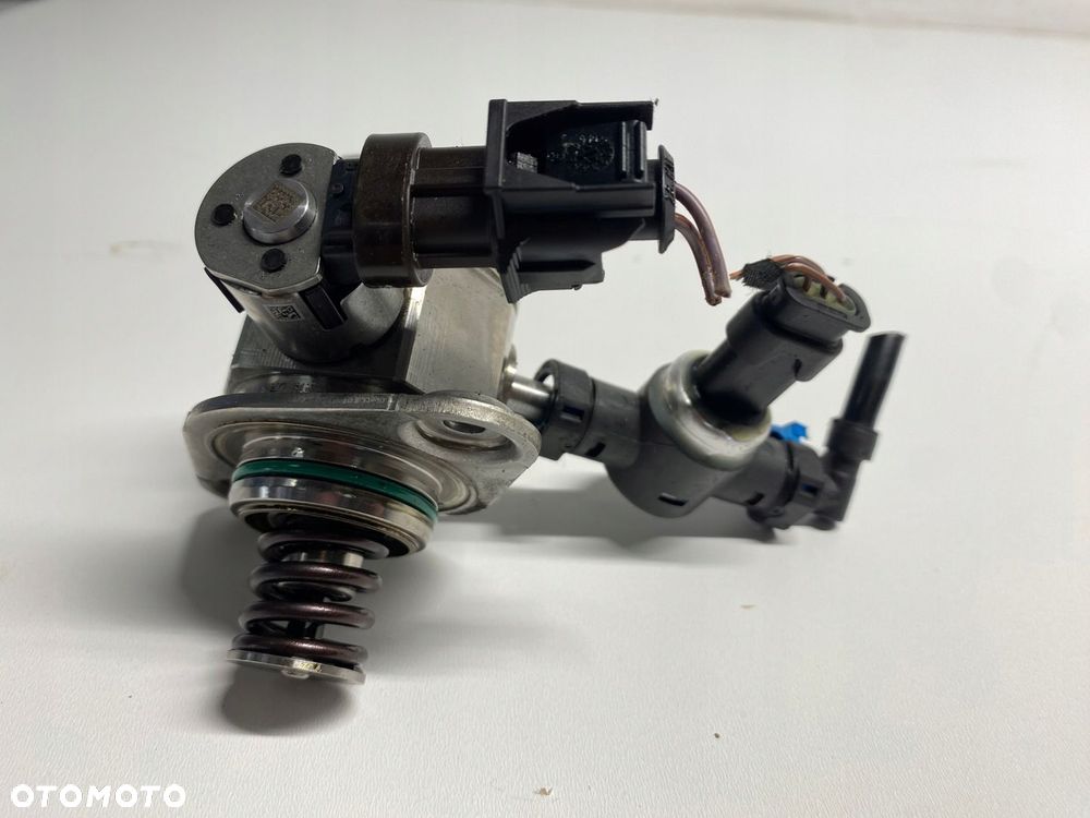 POMPA PALIWA VOLVO XC40 1.5 H 31405318 - 1