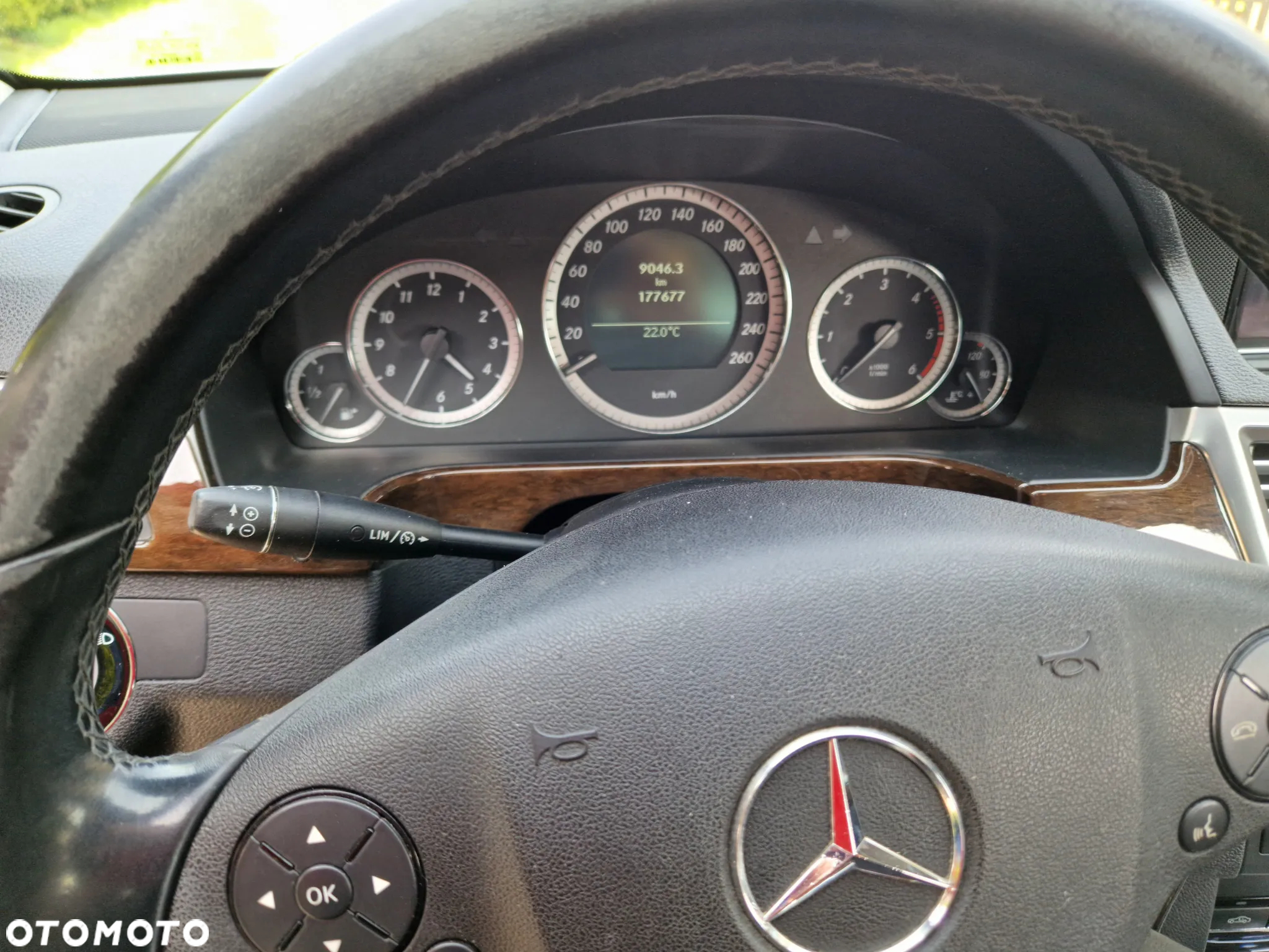Mercedes-Benz Klasa E 250 CDI BlueEff - 17