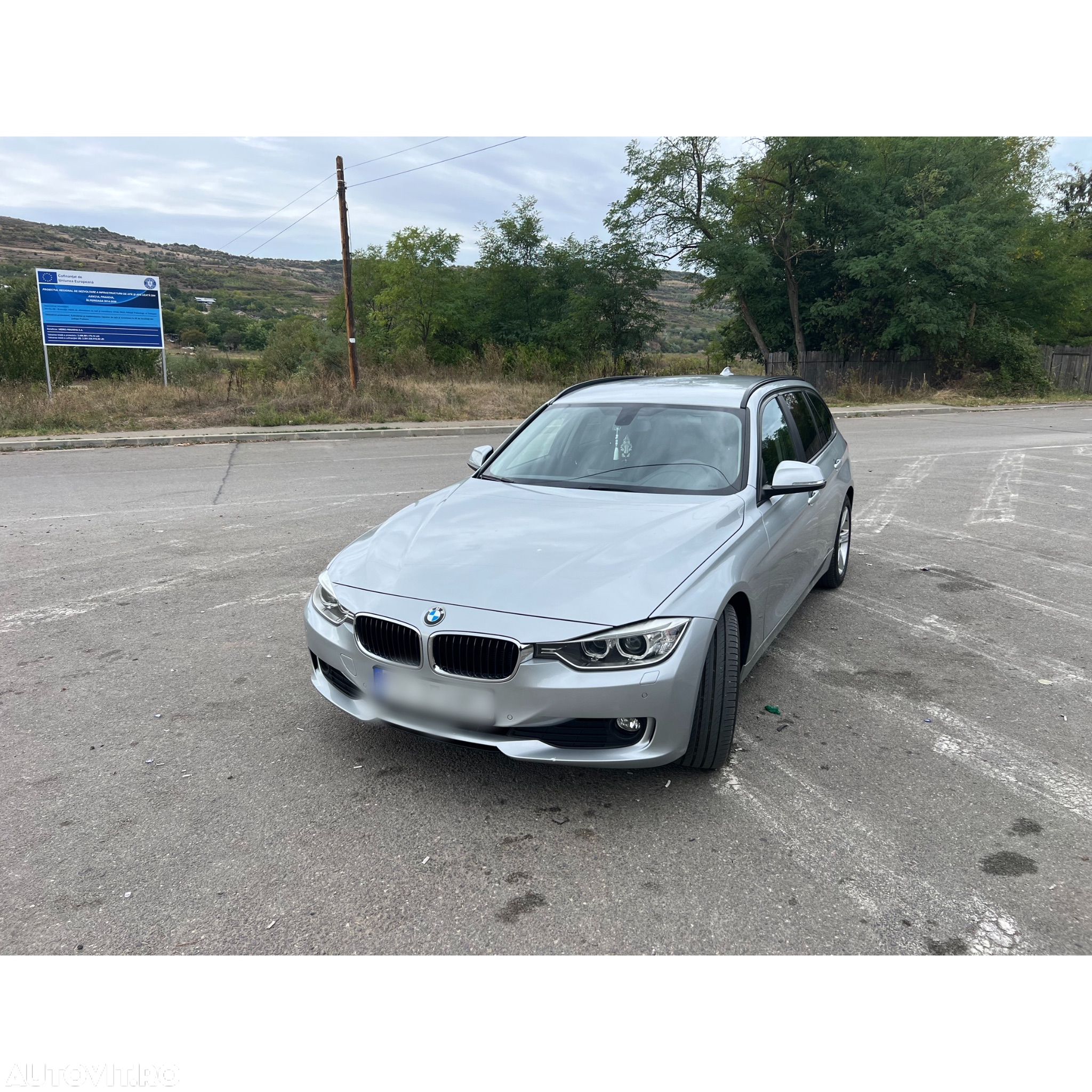 BMW Seria 3 318d Touring Aut. Modern Line - 2