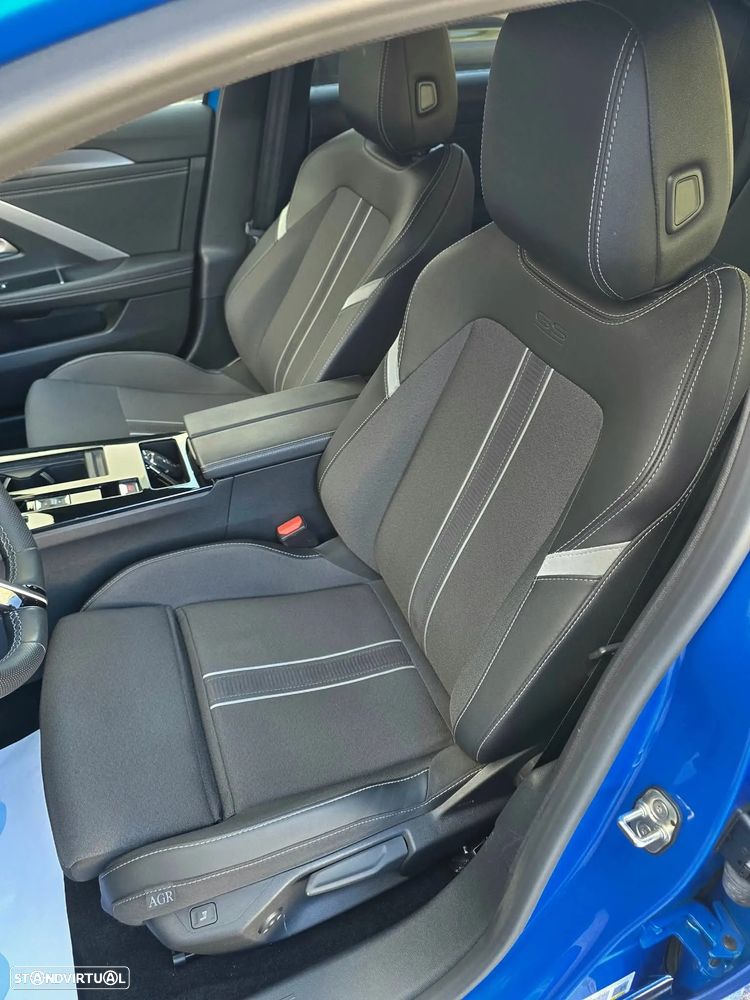 Opel Astra Caravan - 12