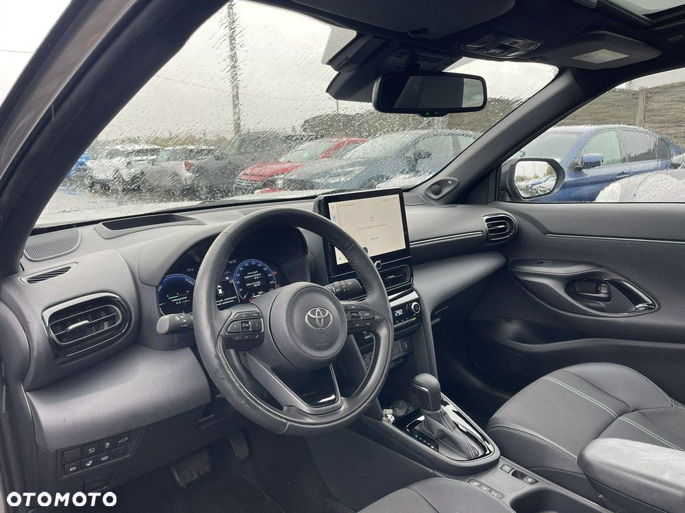 Toyota Yaris Cross Hybrid 1.5 Premiere Edition - 6