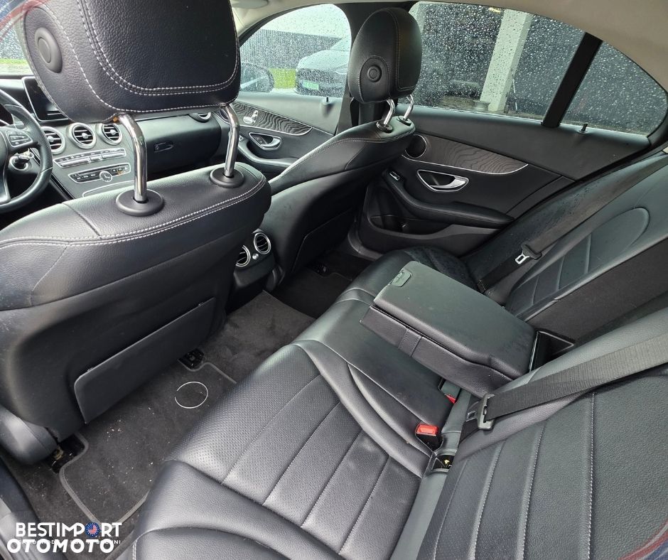 Mercedes-Benz Klasa C - 12