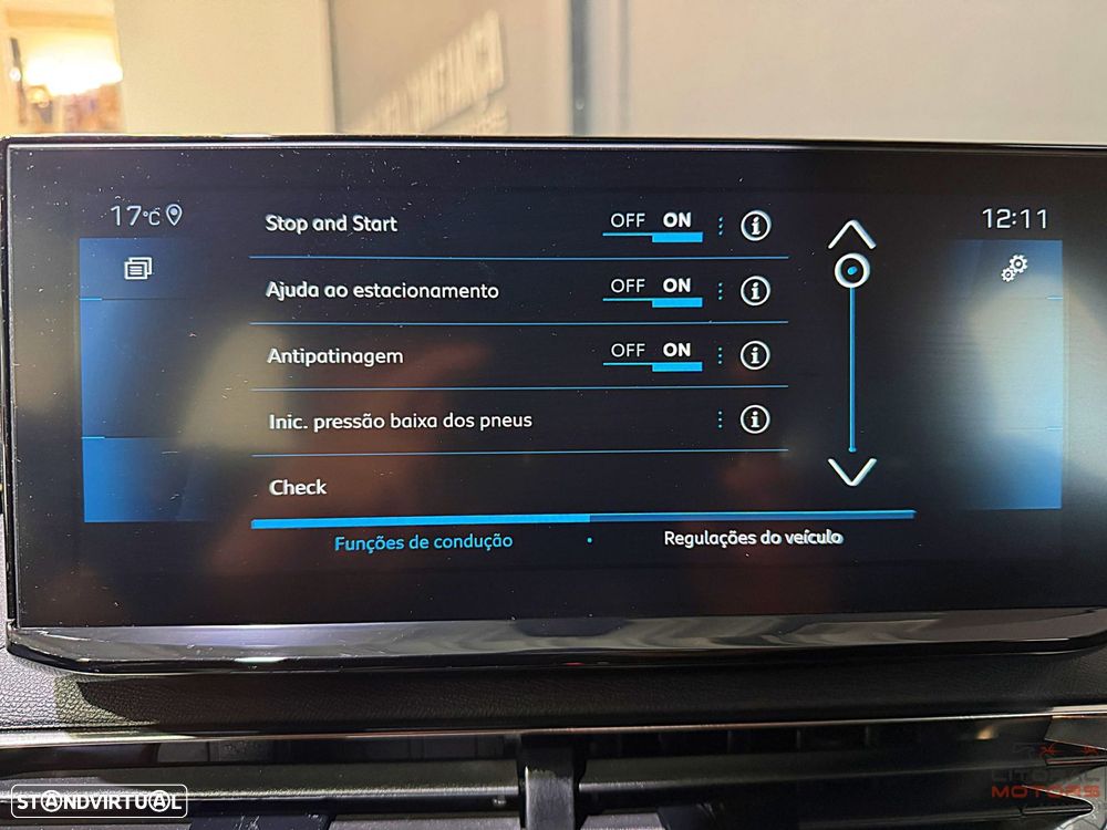 Peugeot 3008 1.2 PureTech Allure EAT8 - 31