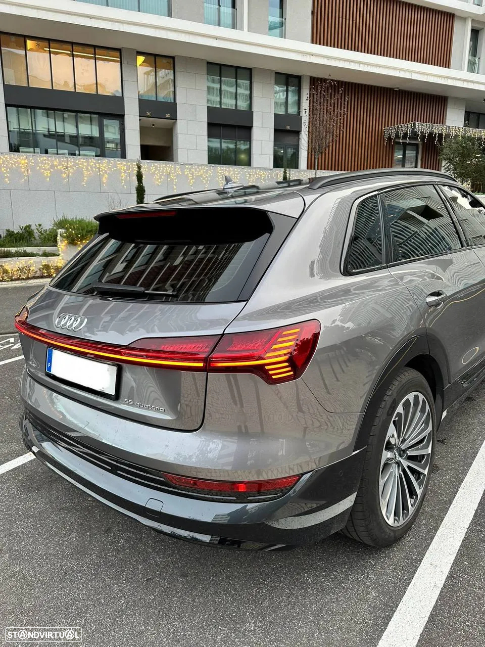 Audi e-tron 55 quattro S line - 6